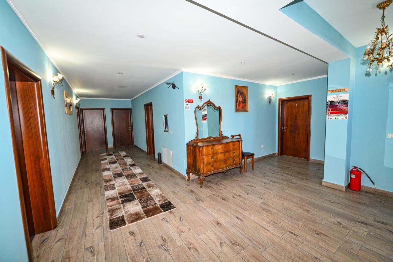 Hotel Epoka Shkodër Dış mekan fotoğraf