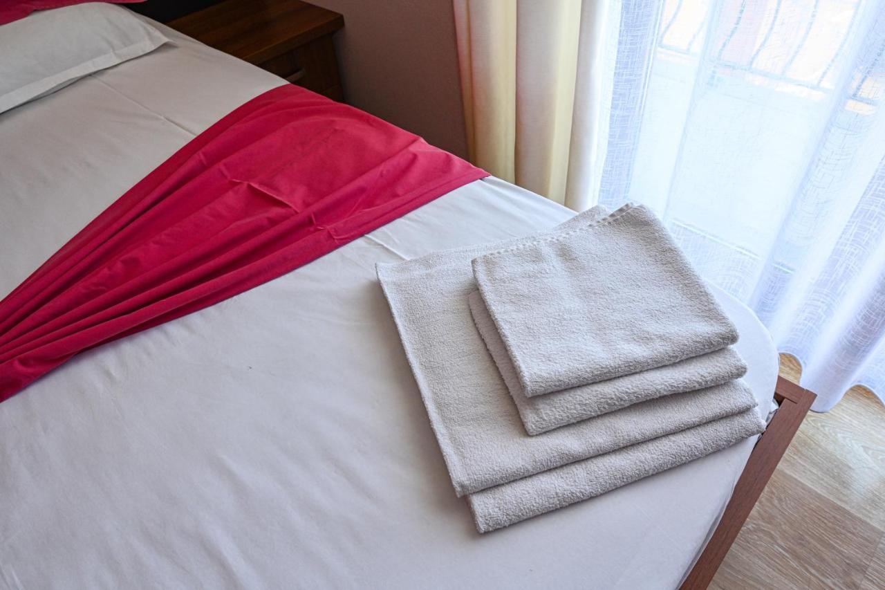 Hotel Epoka Shkodër Dış mekan fotoğraf